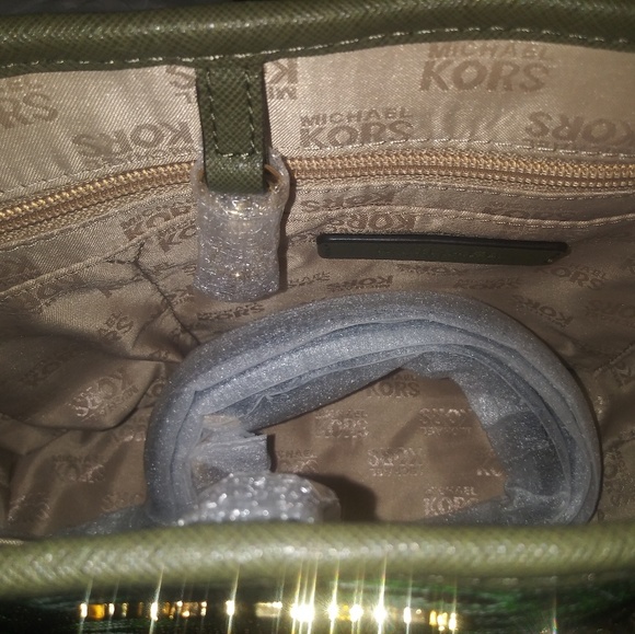 Michael Kors Jet set brown Olive 🌴 Palm xs tote - Picture 6 of 6